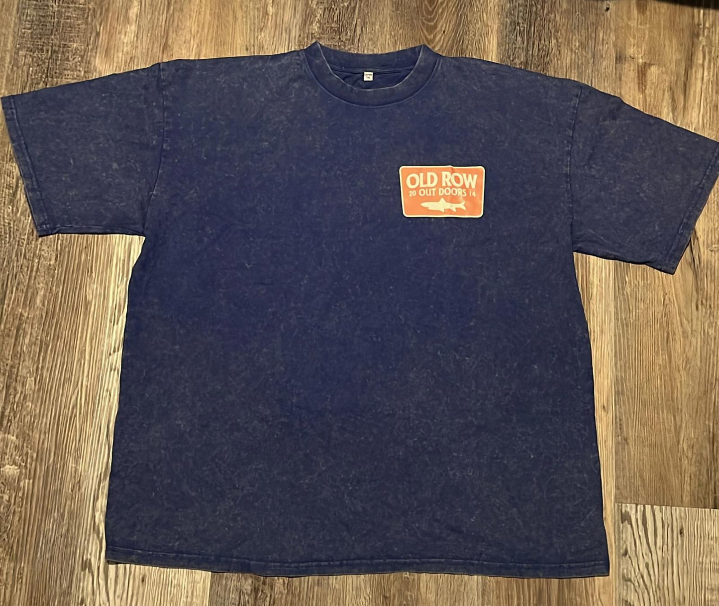 E#5173-XXL-cotton 100%, super soft, super comfy, graphic tee (a bit defect)