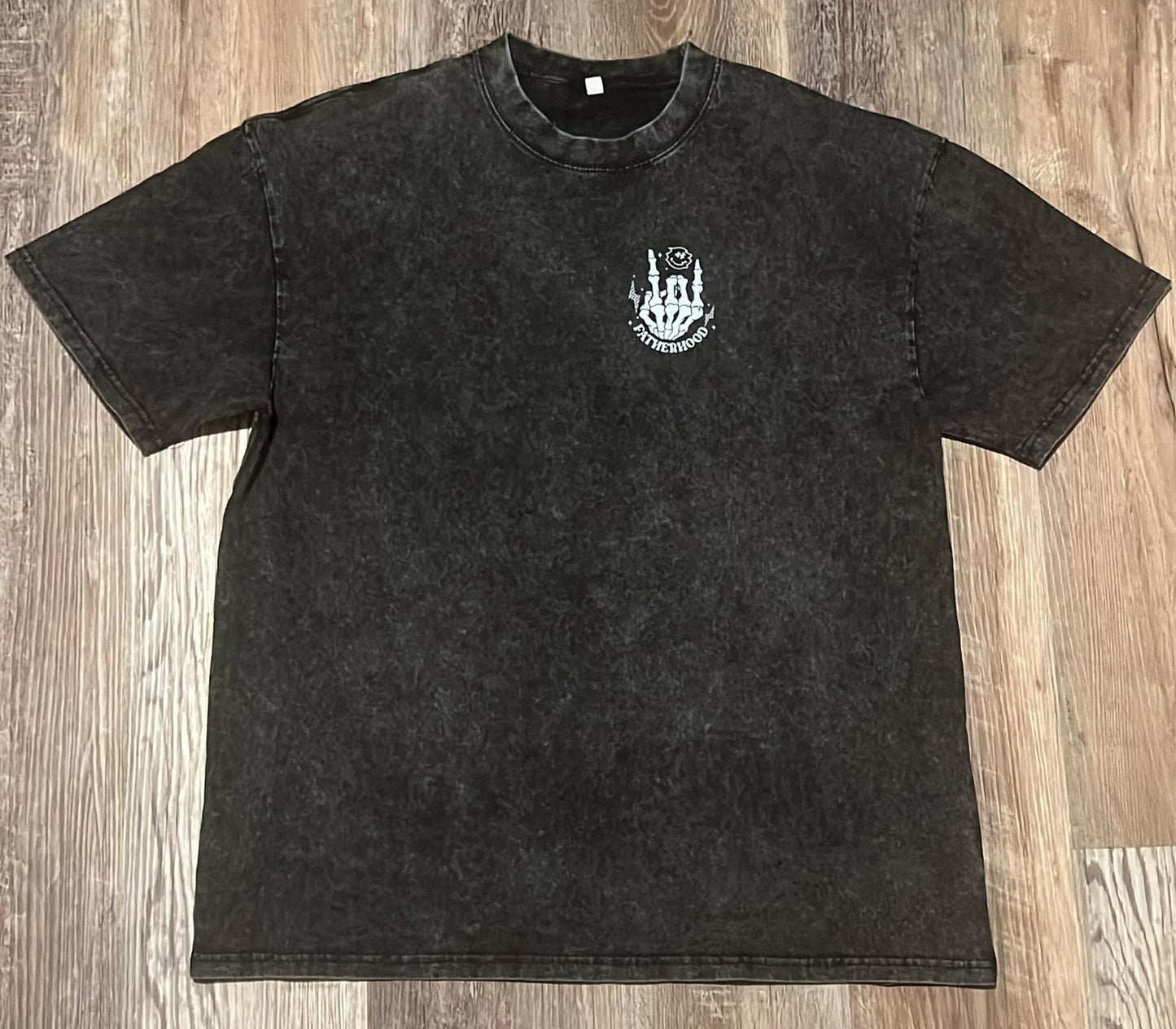 E#672-L-cotton 100%, super soft, super comfy, graphic tee