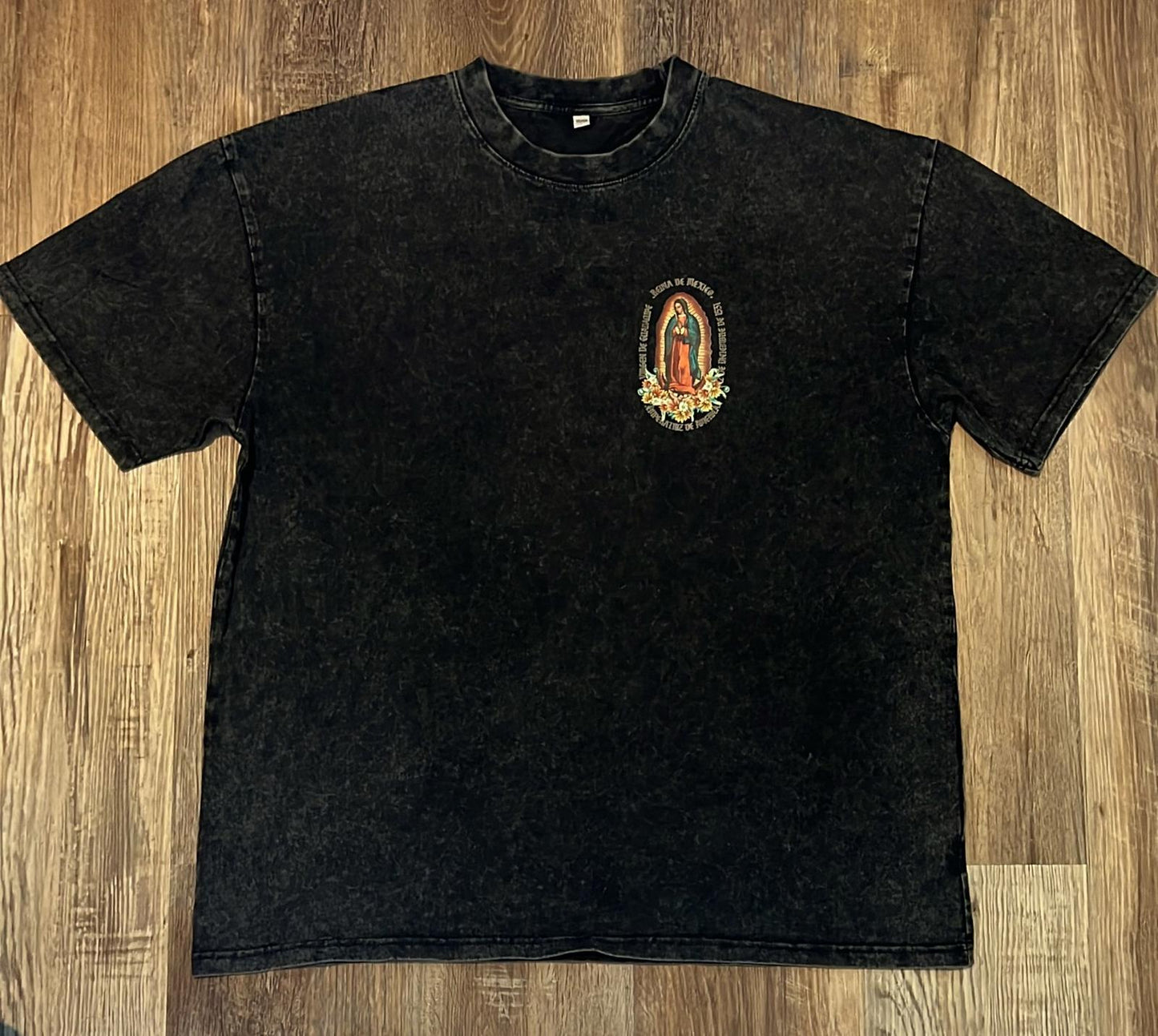 #39942-cotton 100%, super soft, super comfy, graphic tee, vintage
