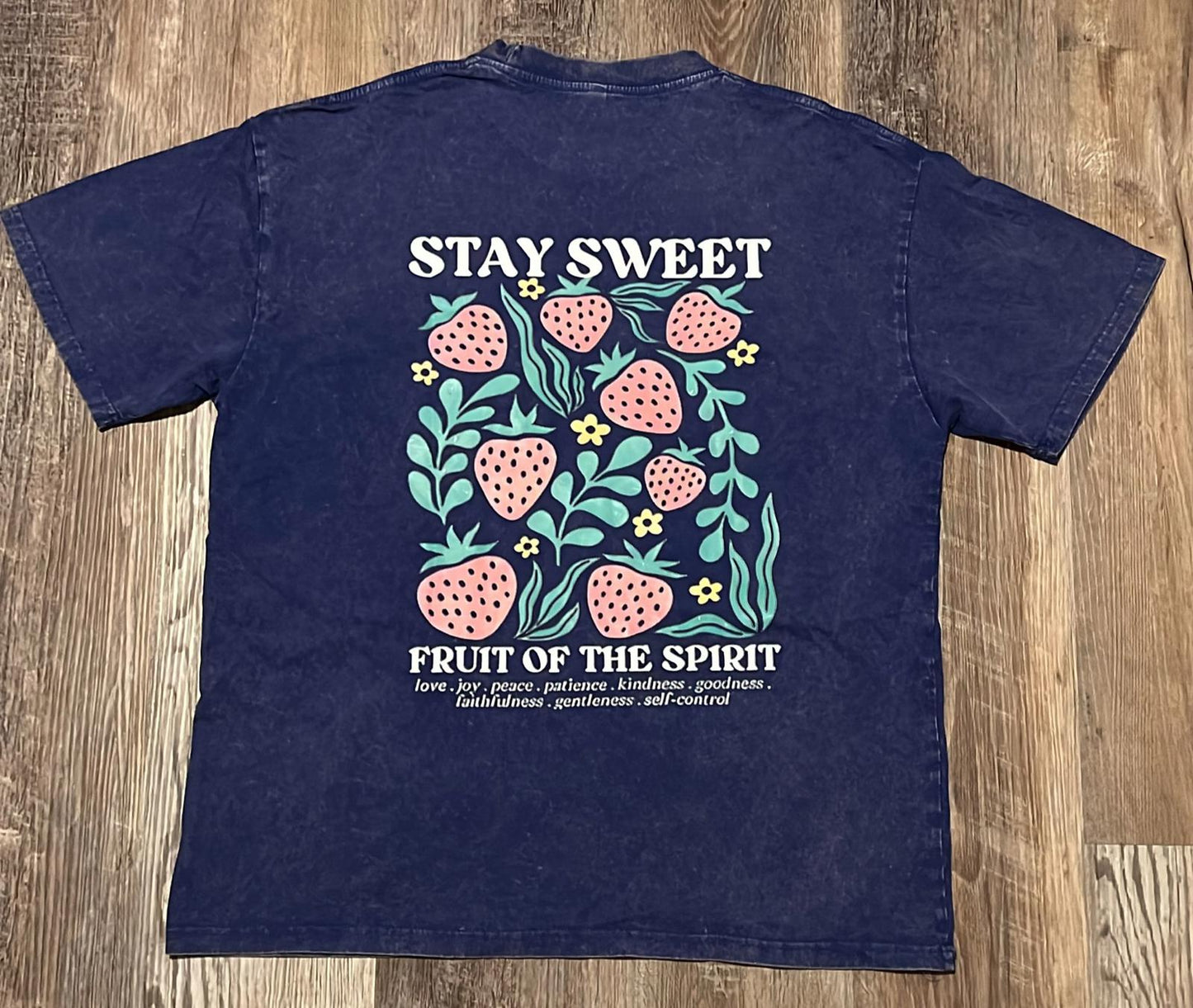 E#551-L-cotton 100%, super soft, super comfy, graphic tee
