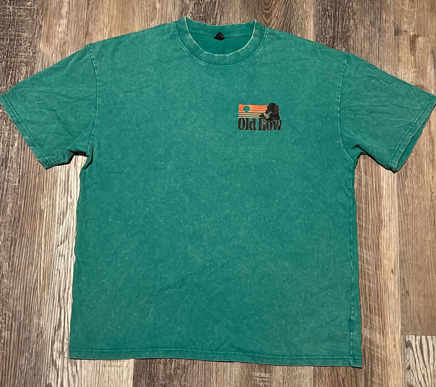 E#539-L-cotton 100%, super soft, super comfy, graphic tee