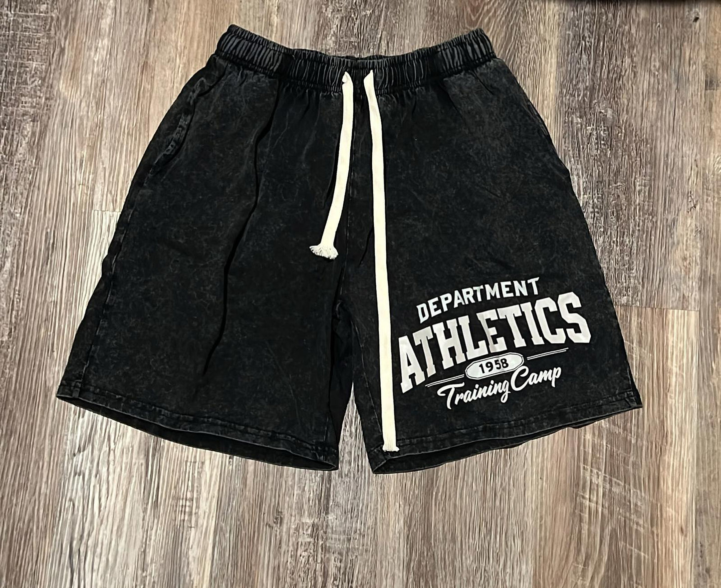 E#565-L-cotton 100%, super soft, super comfy, graphic tee