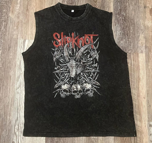 E#668-L-cotton 100%, super soft, super comfy, graphic tee